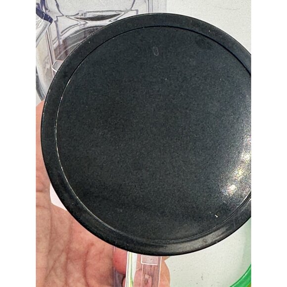 magic bullet 2 cups with handle , lids, multi color rings and seals NEW CONDITIO - Picture 11 of 11